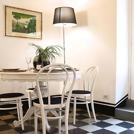 Deco Garden Trastevere Apartment *